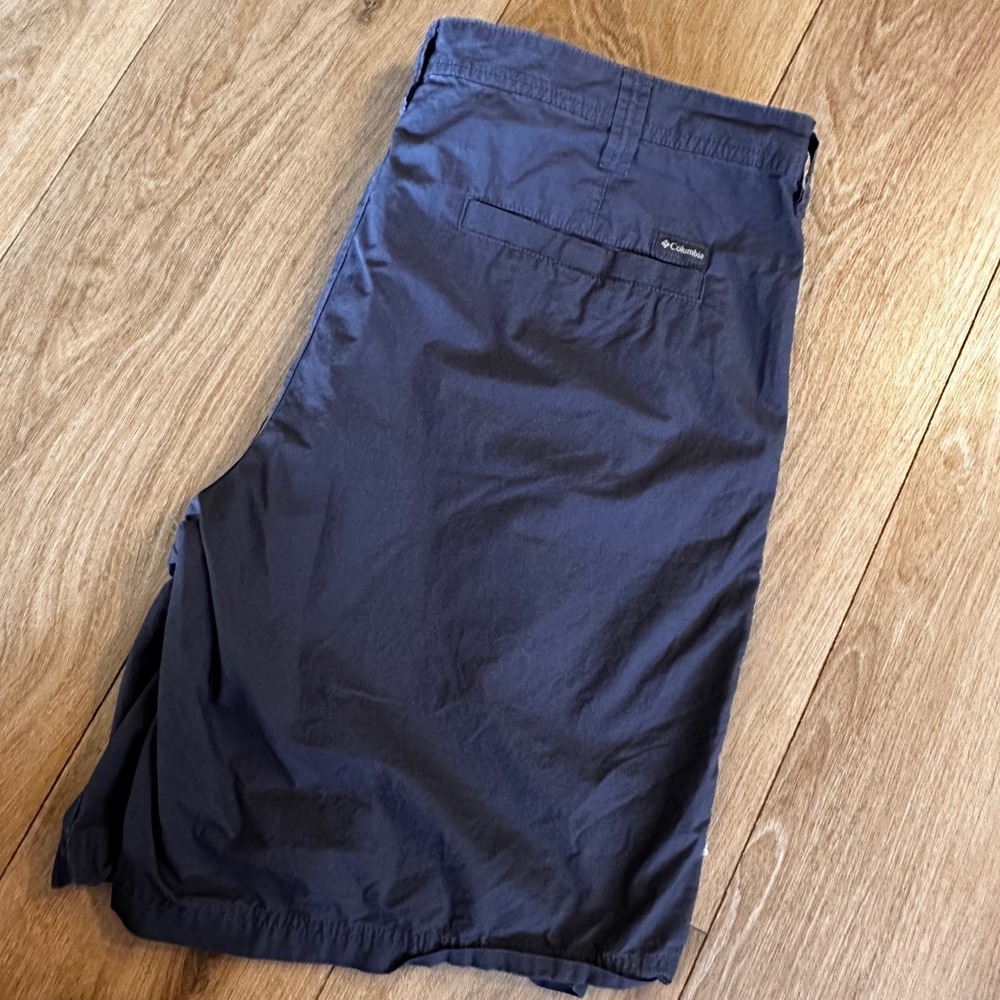 Columbia Mens Navy Blue Cotton Hiking Shorts Size‎ 42 AM4471 10 Inch Inseam